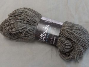 Tumma keskiharmaa 140x3